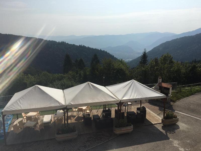 Albergo Croce D'aune image