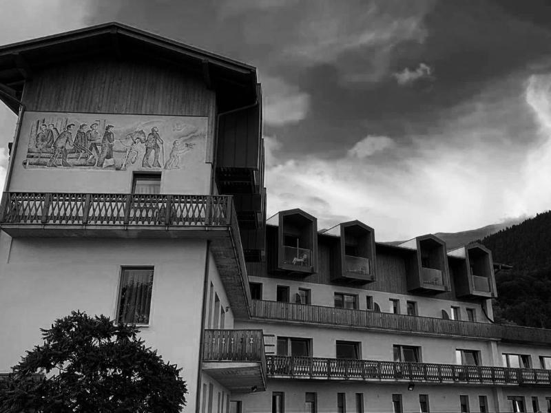 Albergo Croce D'aune image