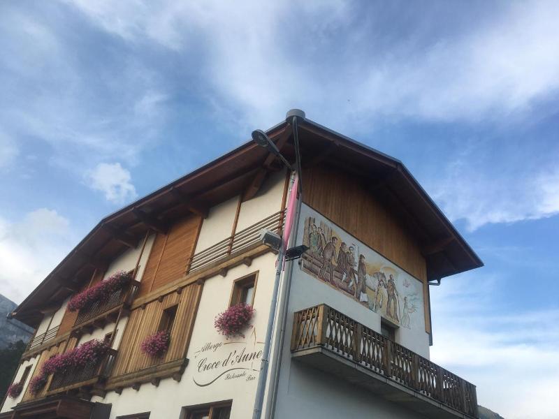Albergo Croce D'aune image