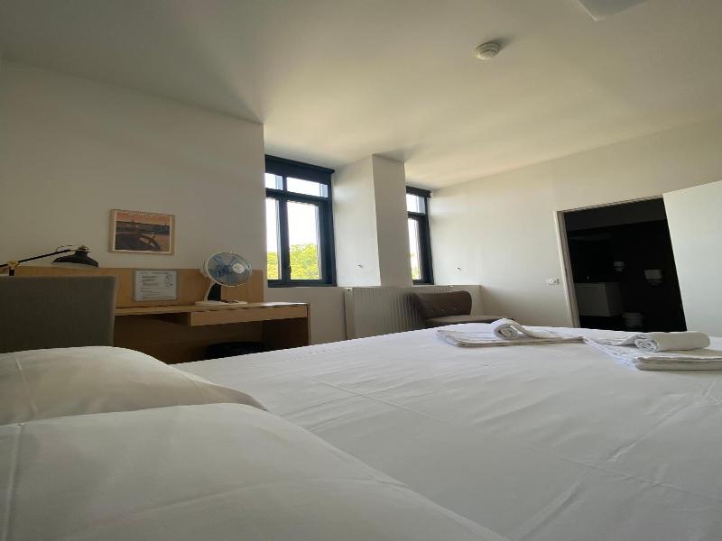 Hotel Saint Louis Beaulieu - Bordeaux image