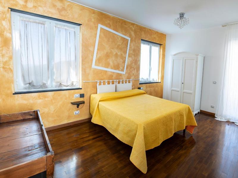 Looky Hotel image