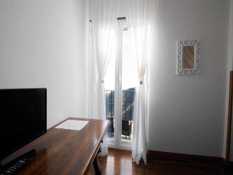 Looky Hotel image