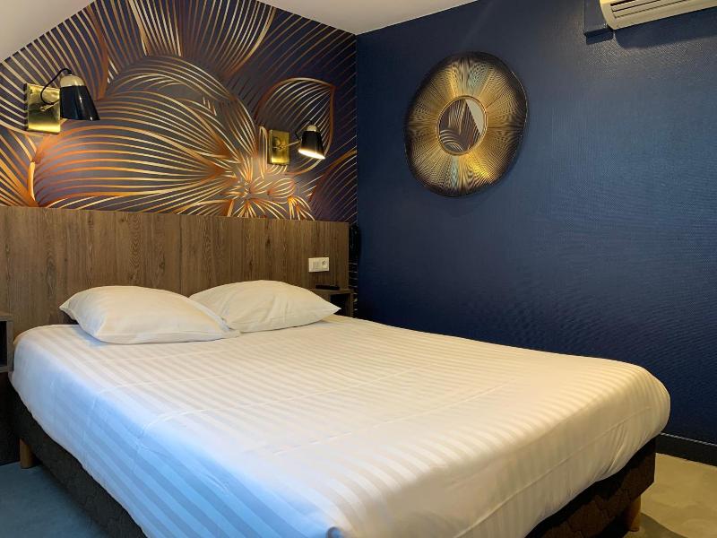 Hotel Iena image