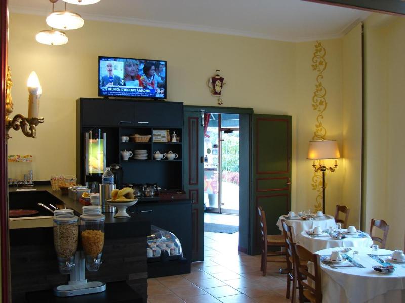 Hotel Iena image