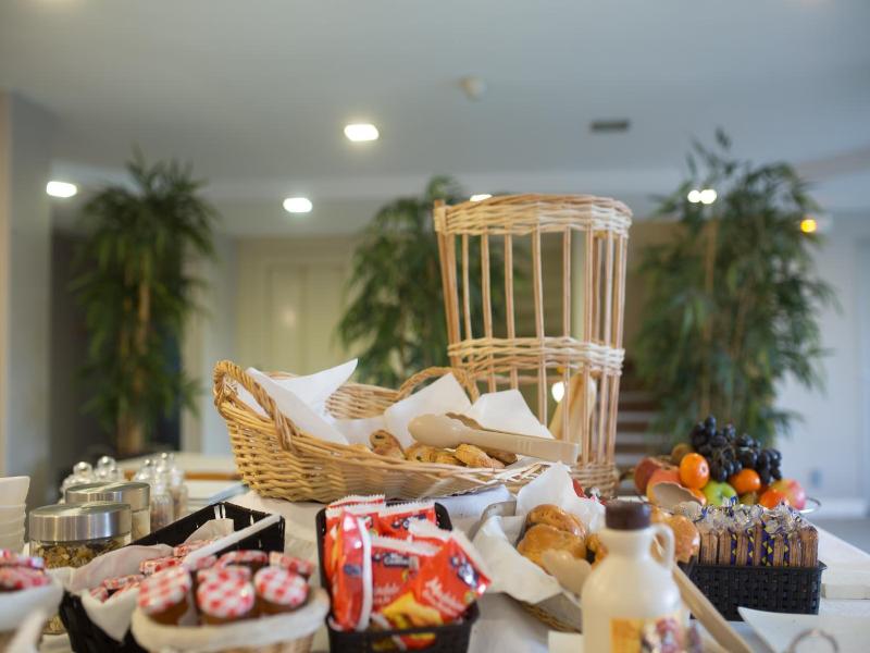 Golf Hotel De Mont Griffon image