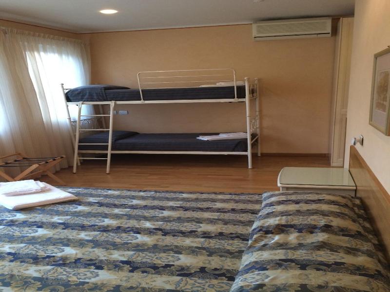 Hotel Concordia image