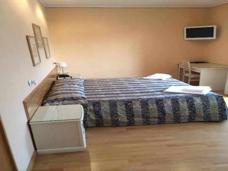 Hotel Concordia image