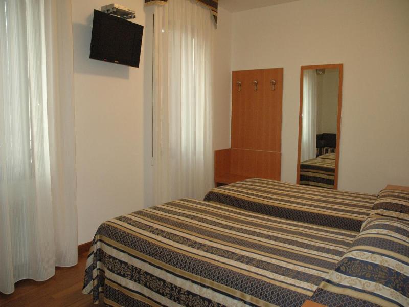 Hotel Ristorante Dotto image