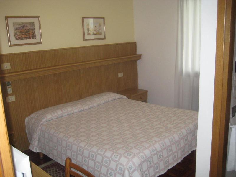 Hotel Ristorante Dotto image