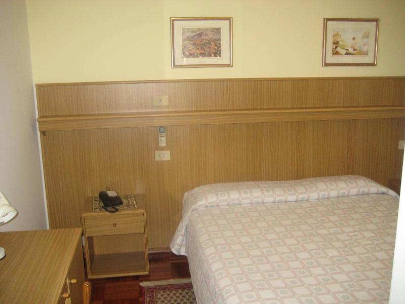 Hotel Ristorante Dotto image