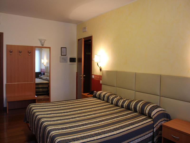 Hotel Ristorante Dotto image