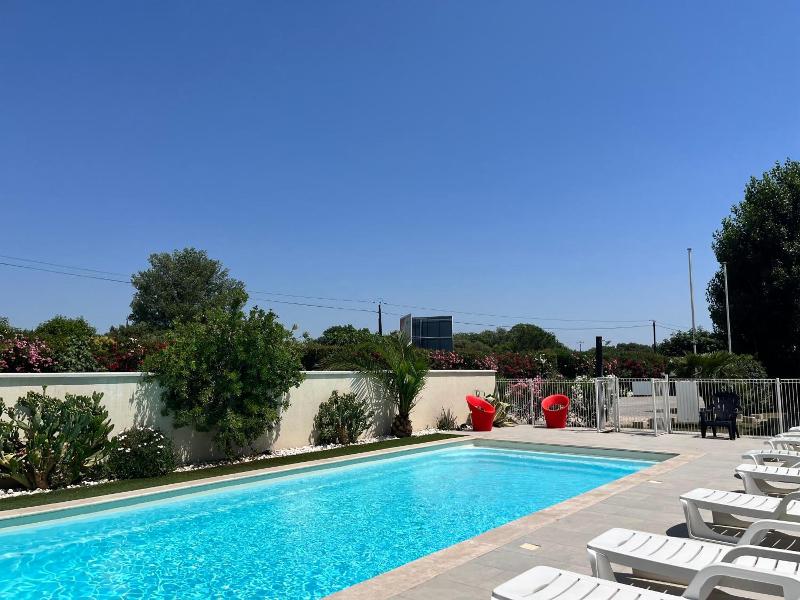 Brit Hotel Salon De Provence image