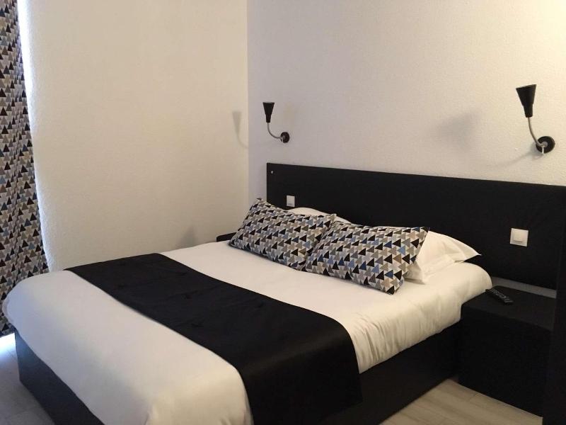 Brit Hotel Salon De Provence image