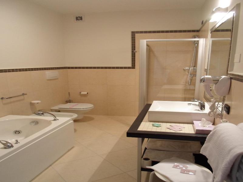 Hotel Le Macine image
