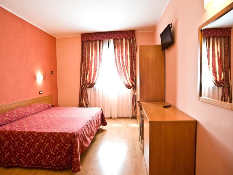 Hotel Colombo image