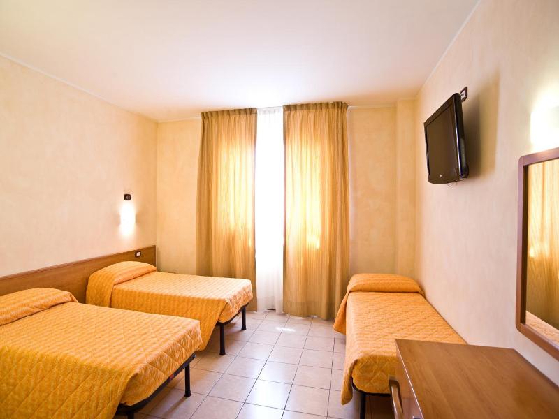 Hotel Colombo image