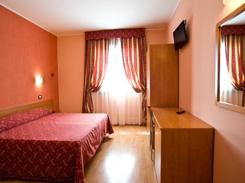 Hotel Colombo image