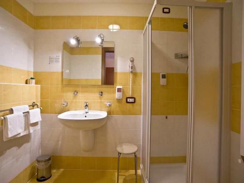 Hotel Colombo image