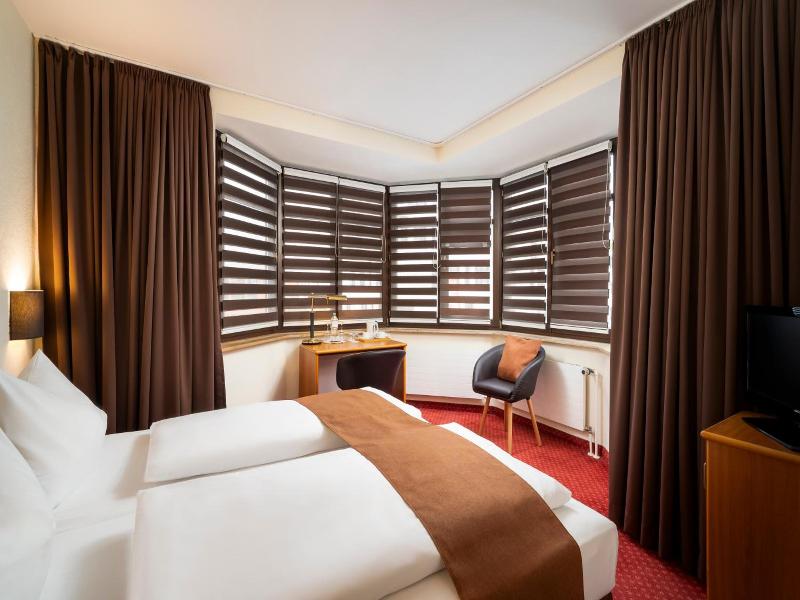 Arkaden Hotel Kelkheim image