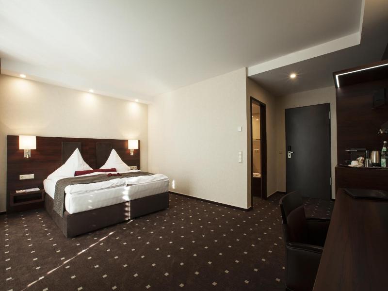Aparthotel Deluxe image