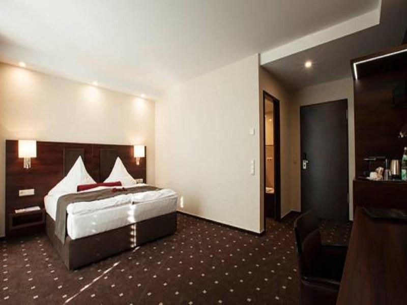 Aparthotel Deluxe image
