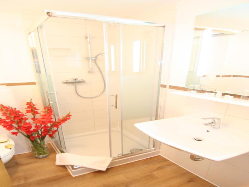 Landhotel Bergischer Hof Gmbh Marialinden image