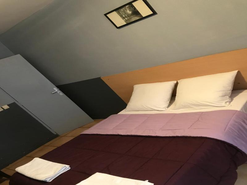 Fm Hotel image