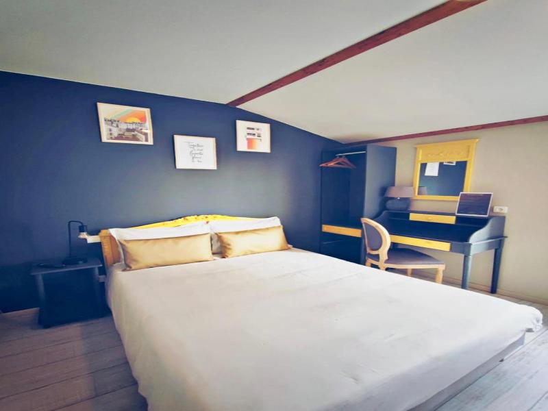 Hotel Abat Jour image