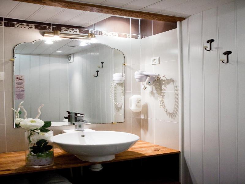 Hotel Abat Jour image