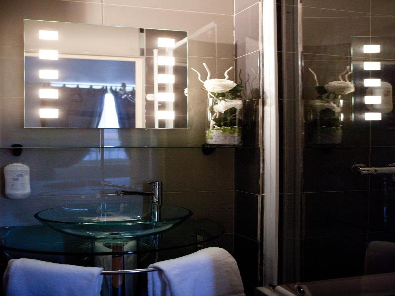 Hotel Abat Jour image