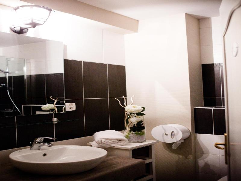 Hotel Abat Jour image