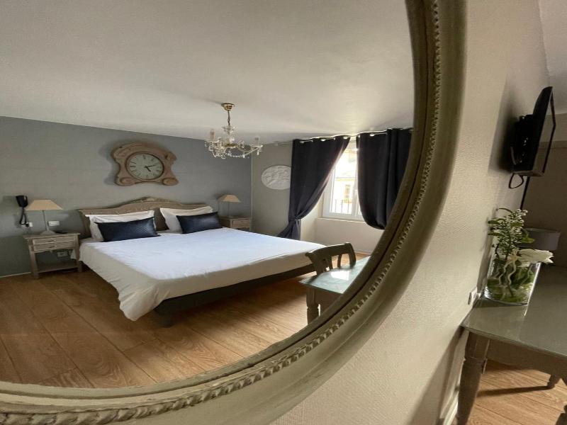 Hotel Abat Jour image