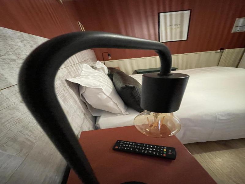 Hotel Abat Jour image
