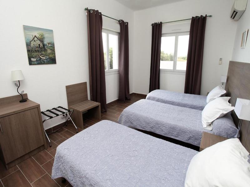 Hôtel Des Nacres image