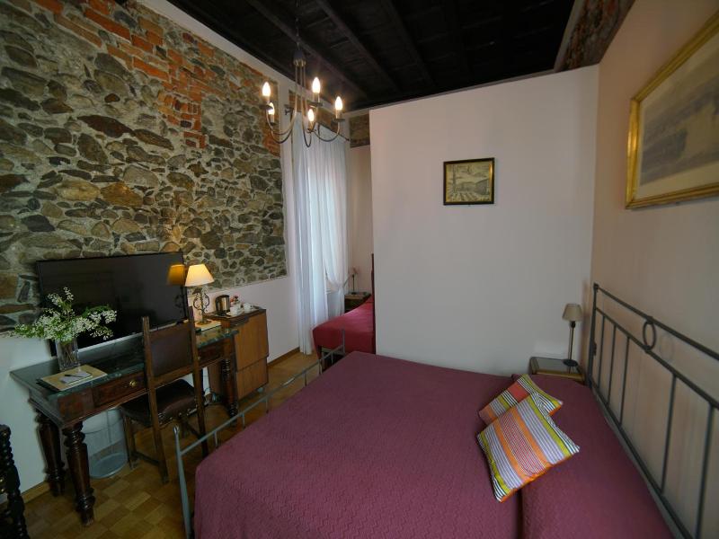 Hotel Sole image