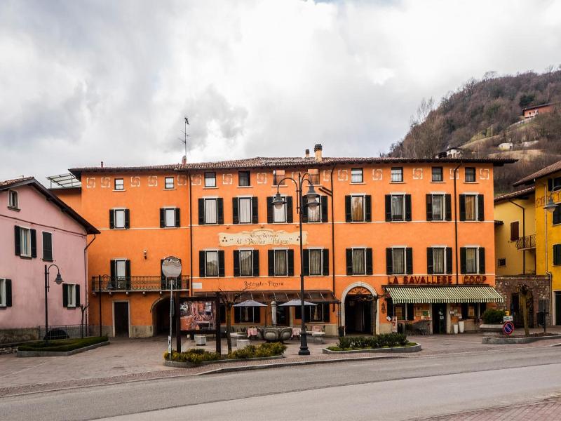 Al Vecchio Palazzo image
