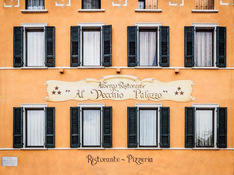 Al Vecchio Palazzo image