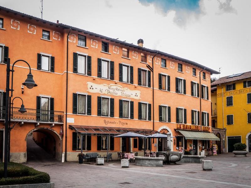 Al Vecchio Palazzo image