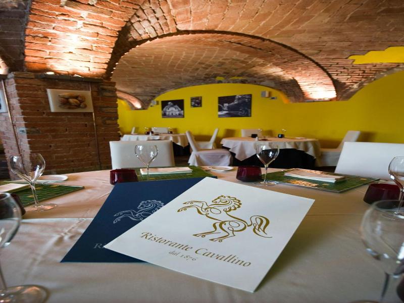 Albergo Cavallino image