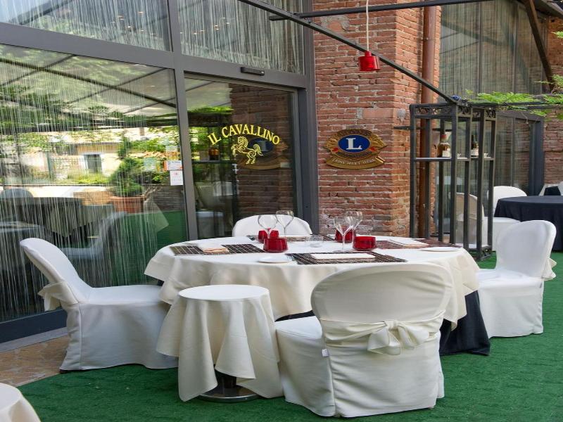 Albergo Cavallino image