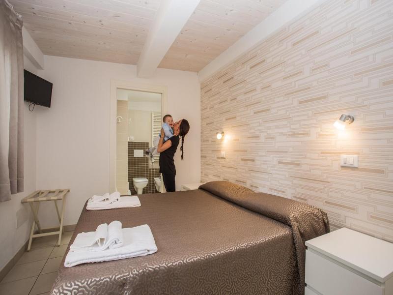 Albergo Ristorante Pozzi image