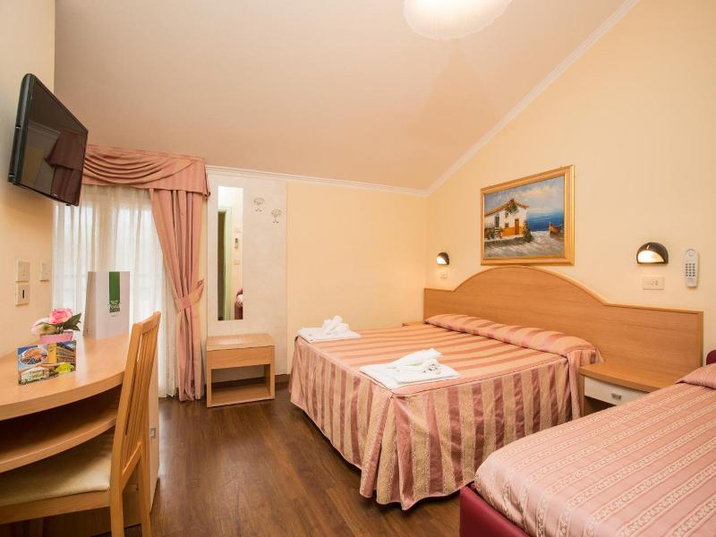 Albergo Ristorante Pozzi image