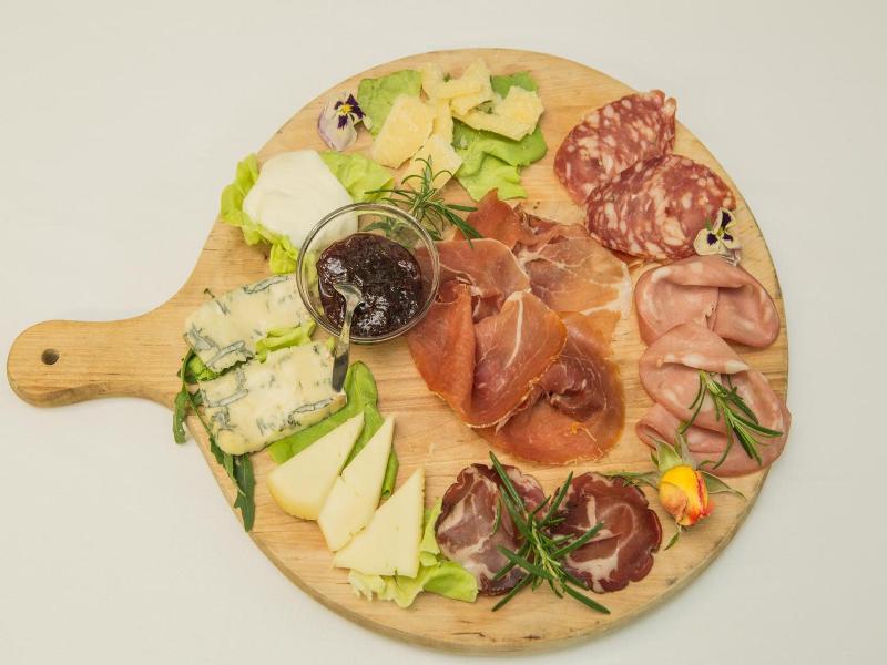 Albergo Ristorante Pozzi image