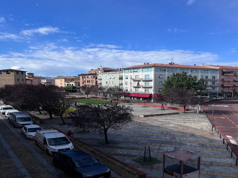 Dealuna Motel image