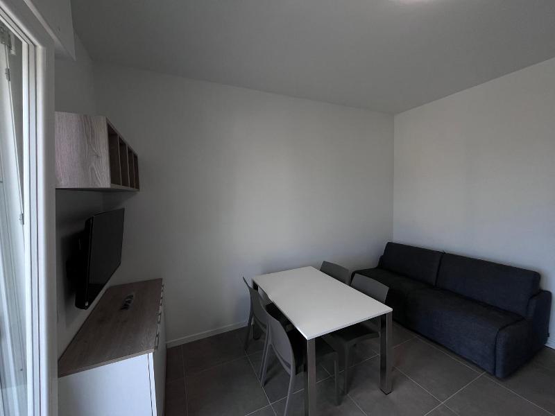 Dealuna Motel image