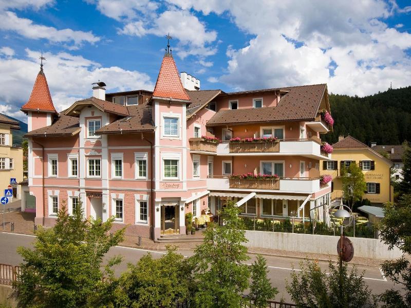 Hotel Blitzburg image