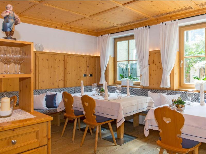 Hotel Blitzburg image