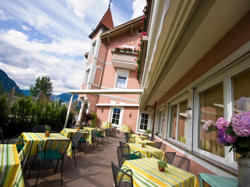 Hotel Blitzburg image