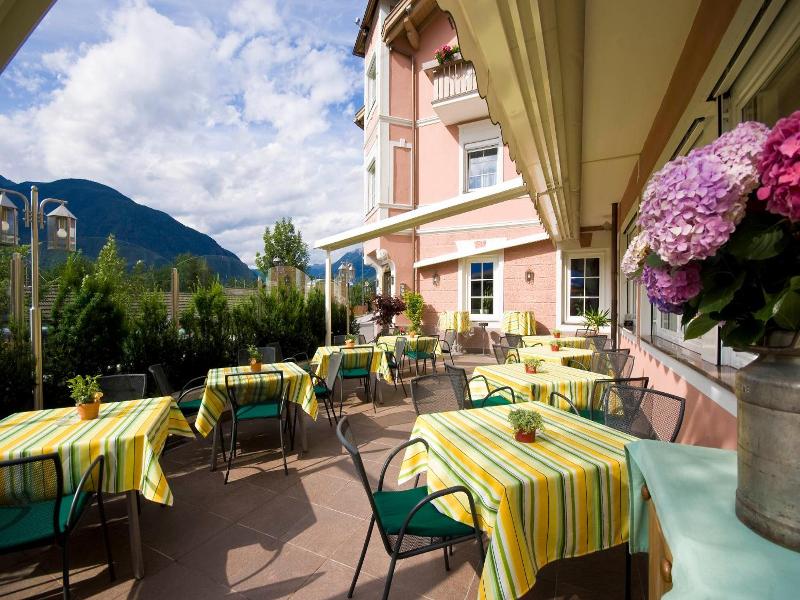 Hotel Blitzburg image
