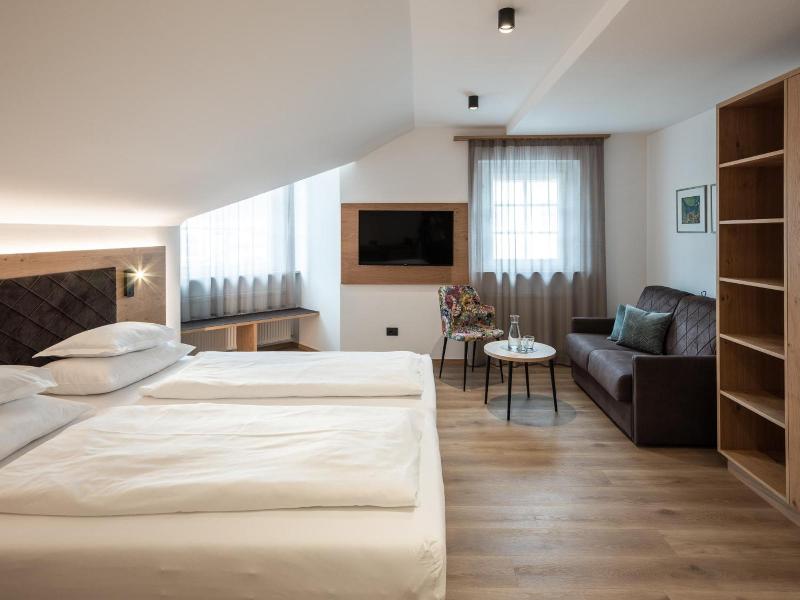 Hotel Blitzburg image